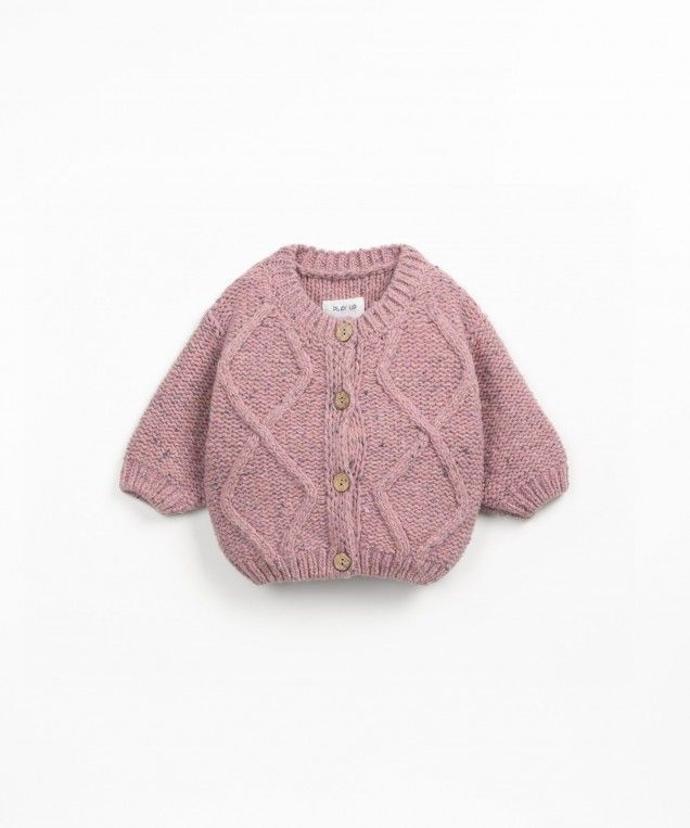 Casaco PlayUp tricot  – Bonito e confortável, ideal para complementar a qualquer outfit.