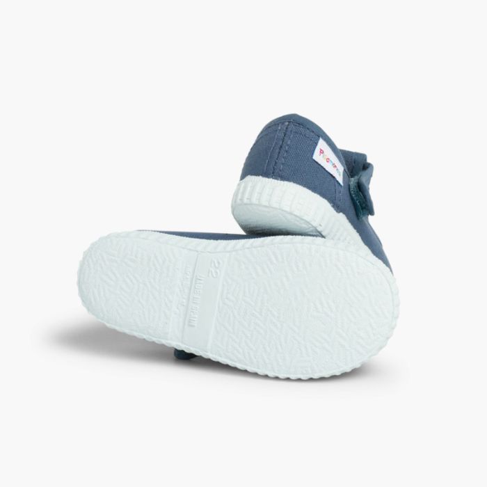 Pepitos Pisamonas – calçado criança
Pisamonas Pepitos – Braga/Vila Verde | Jotitas 