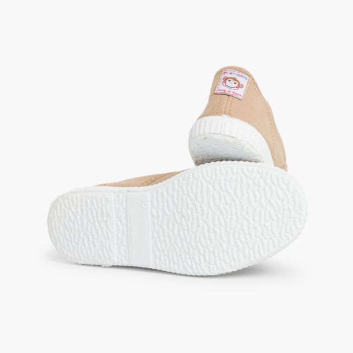 Ténis Pisamonas – calçado criança
Pisamonas Ténis – Braga/Vila Verde | Jotitas