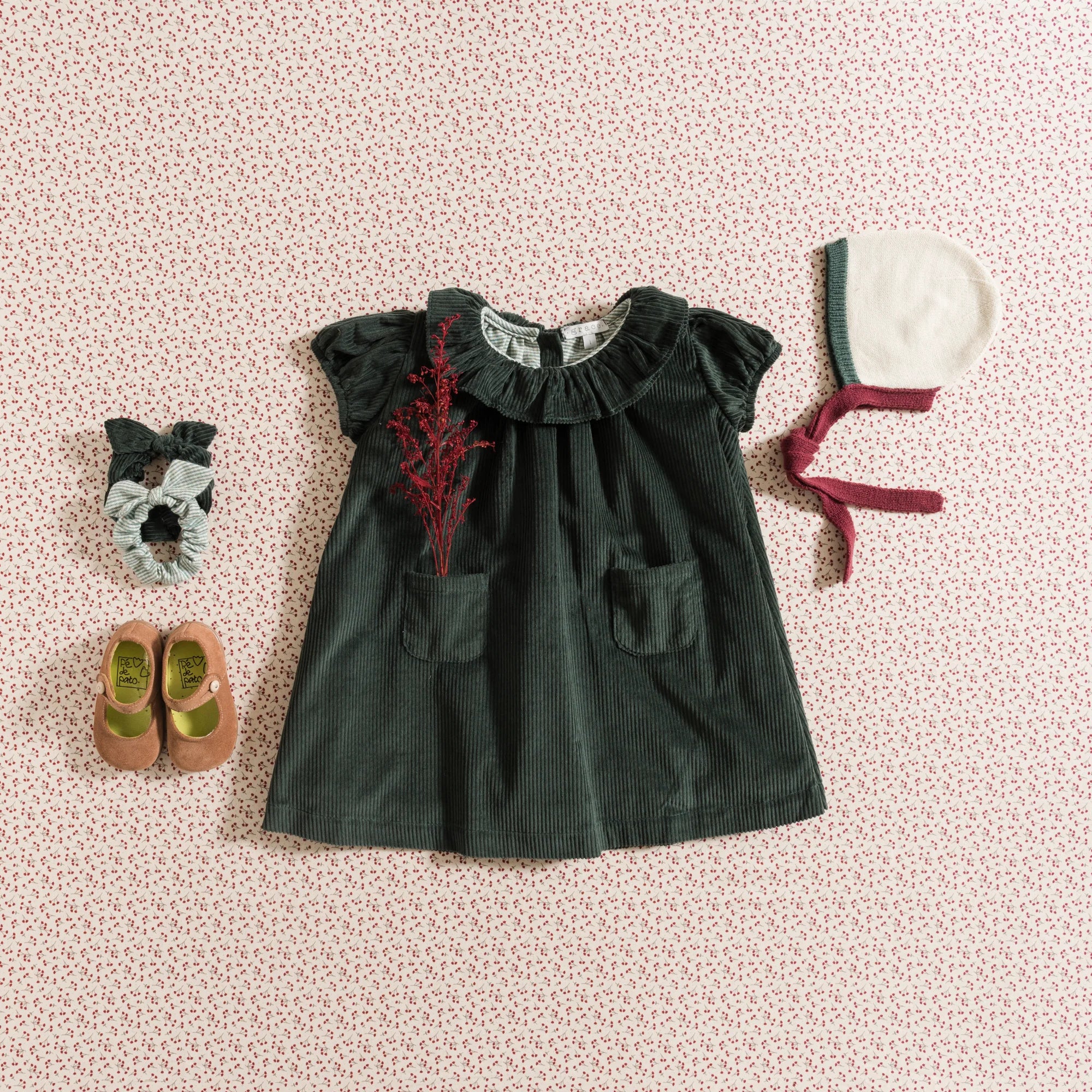 Vestido bombazine Grace Baby &amp; Child, perfeito para eventos e comemorações especiais em família. Ideal para o Natal. 
Disponível online e na loja física em Vila Verde (Braga)